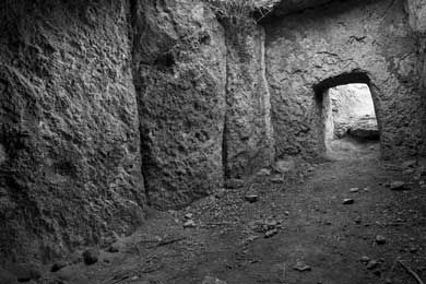 foto de dolmen en villa nueva de las torres granada